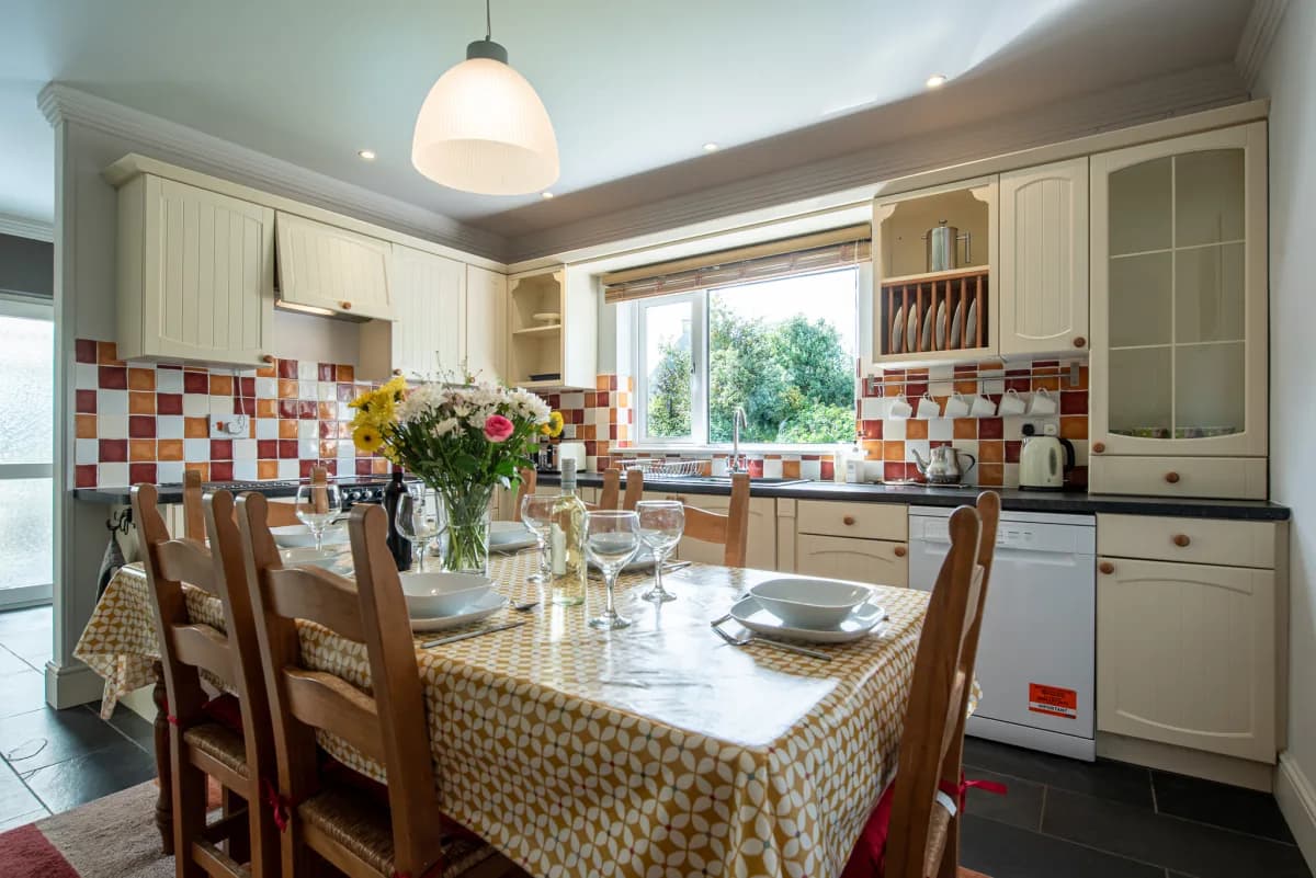 Dining table in the kitchen-diner at Pleasant Valley