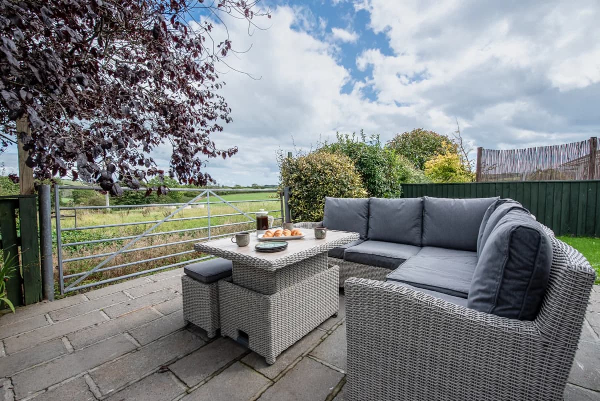 Garden seating area at Pleasant Valley View